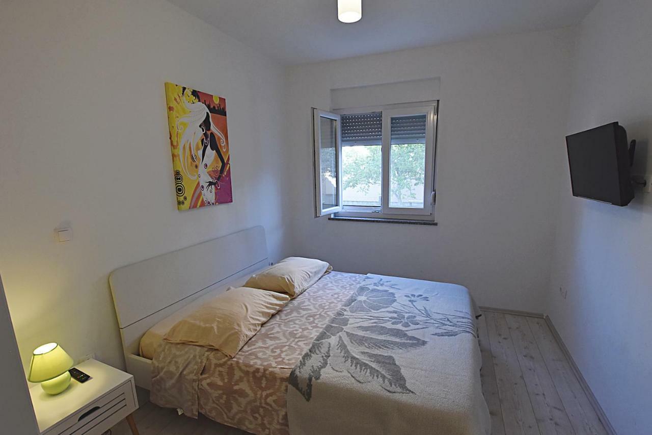 Marine Appartement Sukošan Buitenkant foto