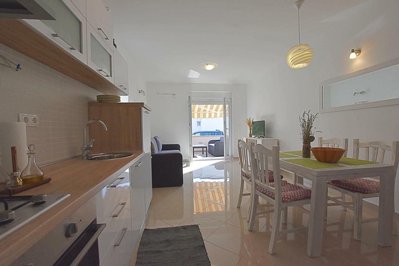 Marine Appartement Sukošan Buitenkant foto