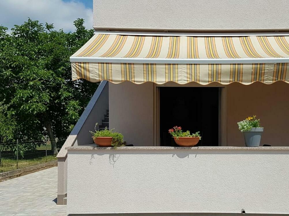 Marine Appartement Sukošan Buitenkant foto